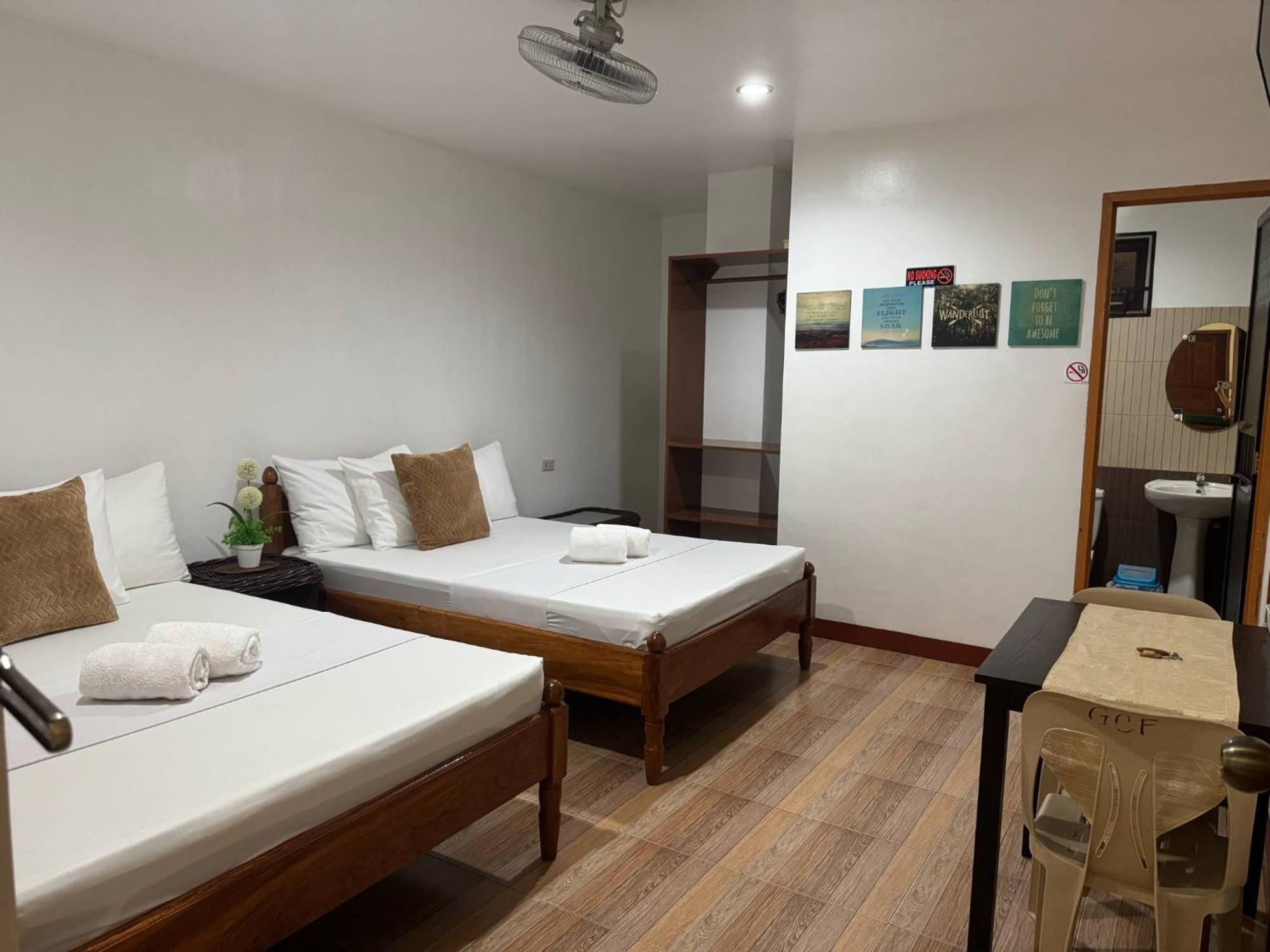 Seascape Lodging House โกรอน ห้อง รูปภาพ